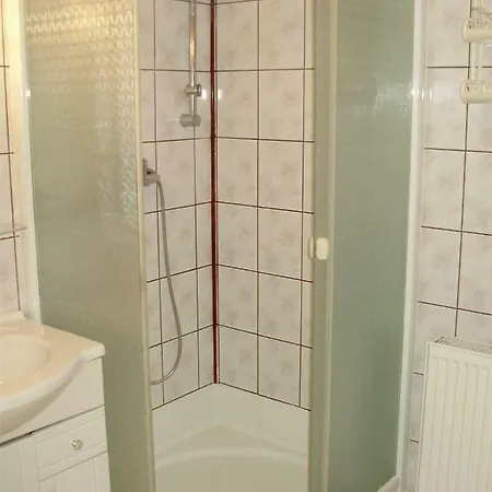 Apartament Oscar Ozarow דירה *