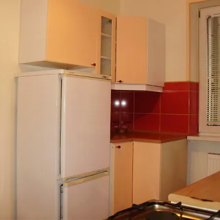 Apartament Oscar Ozarow דירה אוזרוב מזובייצקה